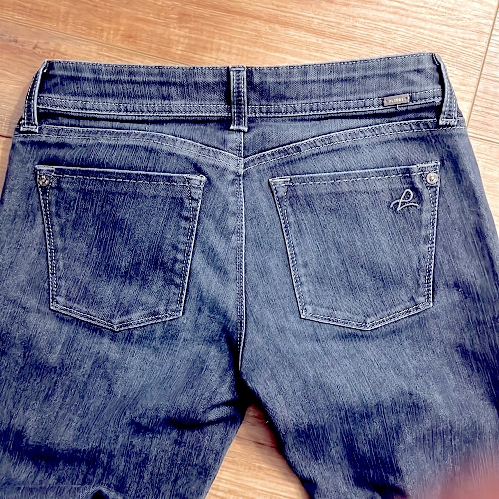 Like new DL1961 Milano Boot jean, sz26 - Picture 11 of 12